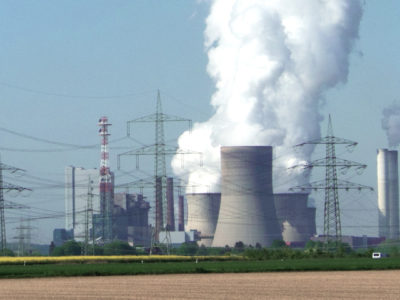 Pros and Cons of Nuclear vs Renewable Energy – and the Insurance Implications